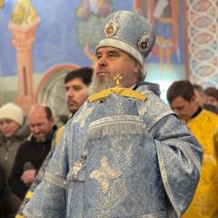 Всенощное бдение в соборе Преображения Господня города Серова