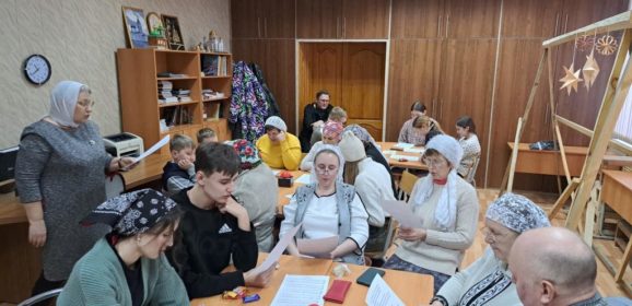 Познавательная игра о Рождестве Христовом прошла в храме во имя святых Зосимы и Савватия Соловецких посёлка Ис