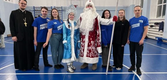 Рождество в сердцах: серовская молодёжь поздравила воспитанников санаторной школы‑интерната